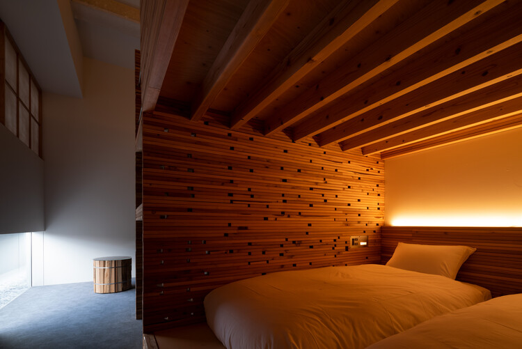 Cup of Tea Ensemble Hotel / Kraft Architects - Image 20 of 27