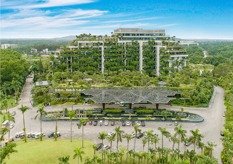 Flamingo Dai Lai Resort / Flamingo Architecture - Exterior Photography, Cityscape, Garden