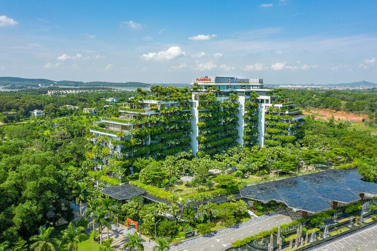 Flamingo Dai Lai Resort / Flamingo Architecture - Exterior Photography, Cityscape, Coast, Garden