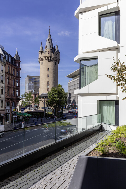 Flare of Frankfurt Apartments / Hadi Teherani Architects  - Exterior Photography, Windows, Facade