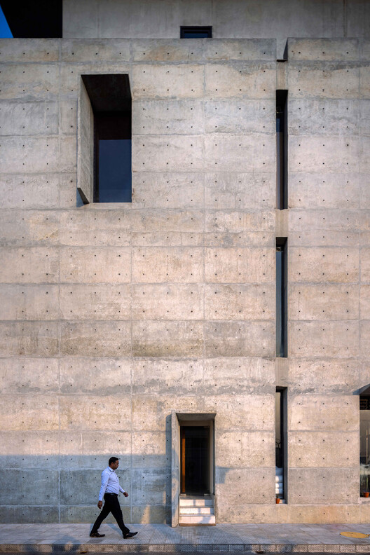 Kiran Rest House / Sthapotik - Exterior Photography, Windows, Brick, Facade