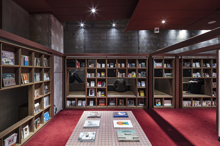 Matsumotohonbako Hotel / Suppose Design Office - Interior Photography, Closet, Shelving